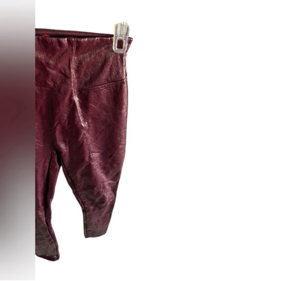 SPANX Ruby Burgundy Faux Leather Leggings Size Medium - Picture 4 of 7